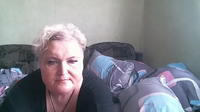 Lana555 live cam on StripChat