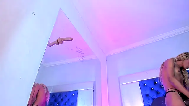 Ciara_HotTs webcam