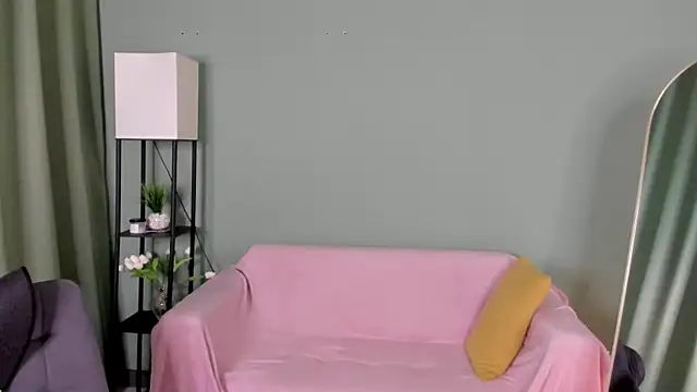 LeticiaRomano webcam