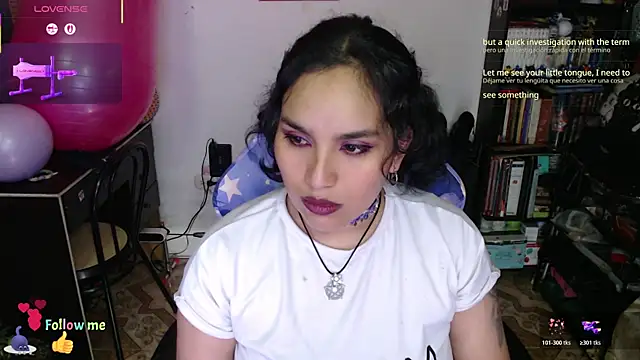 kureiji_hentaii webcam