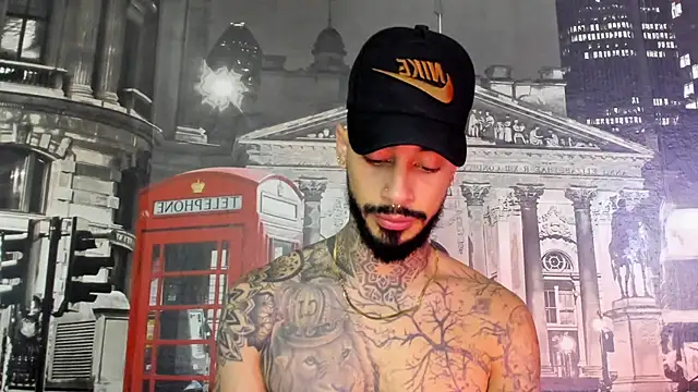 VinzenzRizzo live cam on StripChat