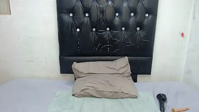SultrySensationxxx webcam