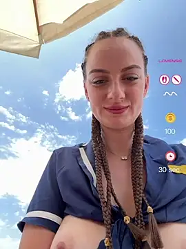 CurlyChloe webcam
