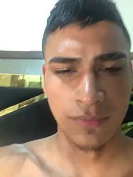 Emiliano_Reyes webcam
