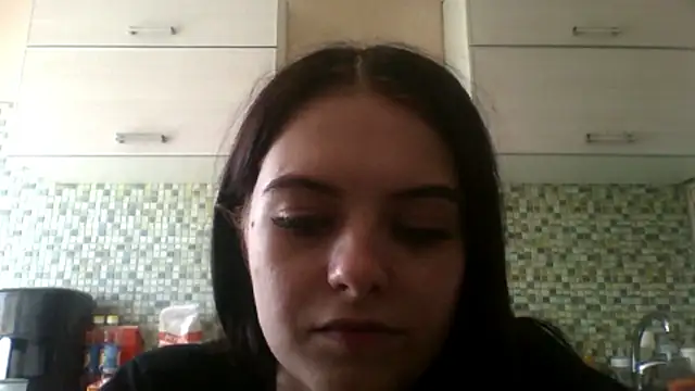 KikiAmino webcam
