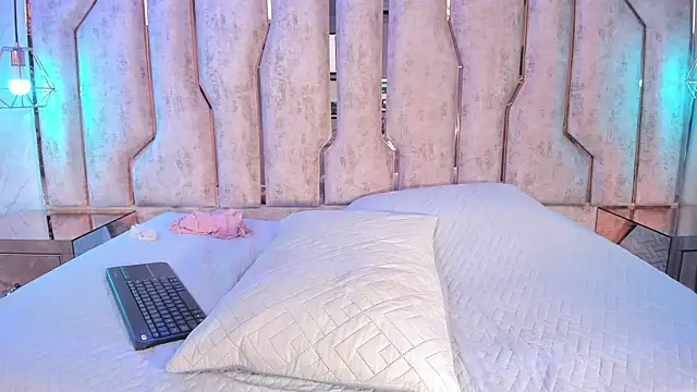chica_nocturna25 webcam