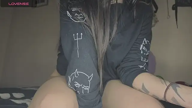 isasaenz_ webcam