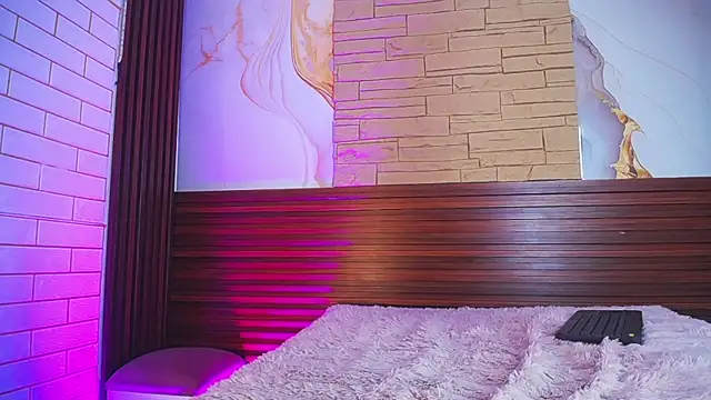 mpeachvelvet webcam