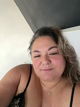 MikyVesela webcam