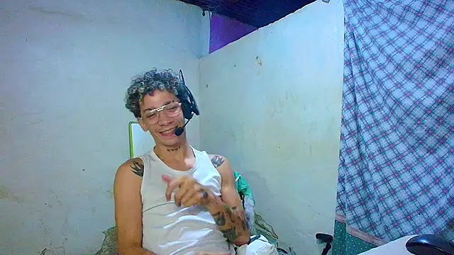 mateodeamjo live cam on StripChat