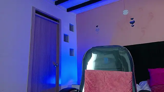Nascary_Fox webcam
