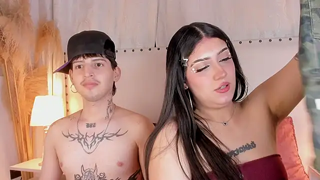 sett_and_gwen webcam