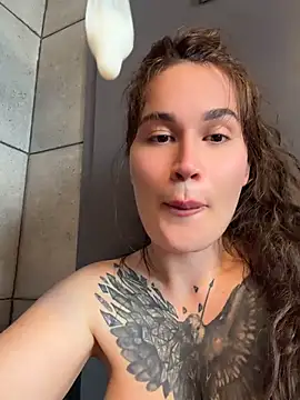 TattooGirlAlia webcam