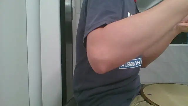nole_china7 (Ask my age) - talk / fun / cum