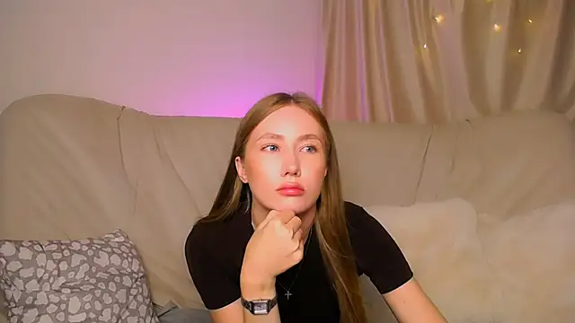 EllyColins webcam