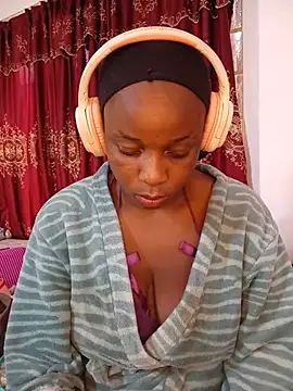 YummyBoobs_ webcam