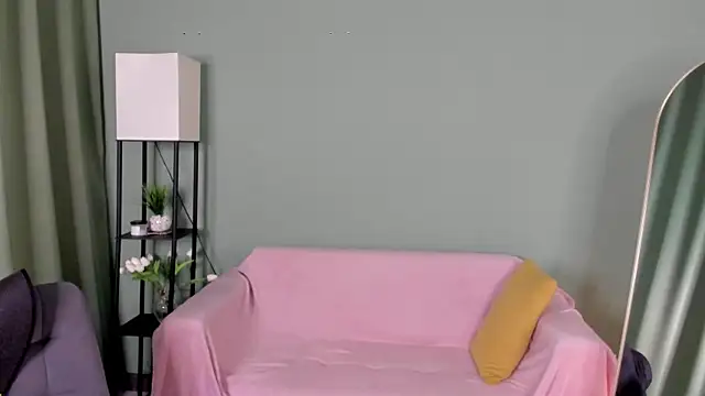 LeticiaRomano webcam