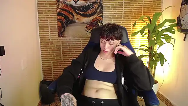 Asher_addamss_ webcam