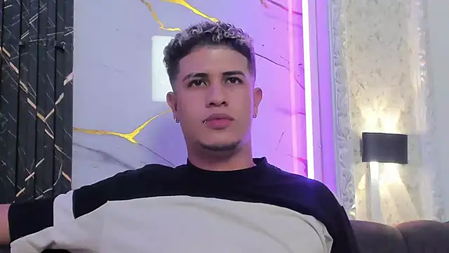 dominic_connor webcam