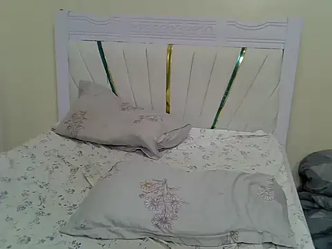 Petiteblossom webcam