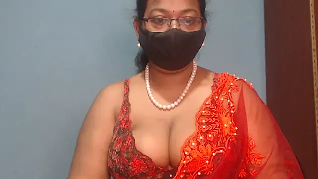 Yours_soniya webcam