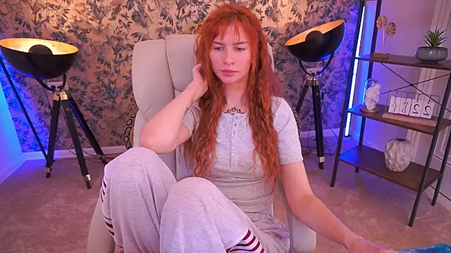 Nicol_Moonn webcam