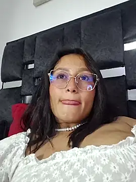 SussySunny_ webcam