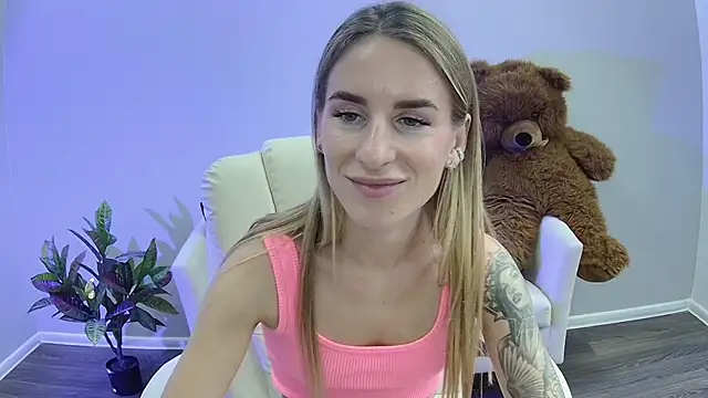 DeboraHorny webcam