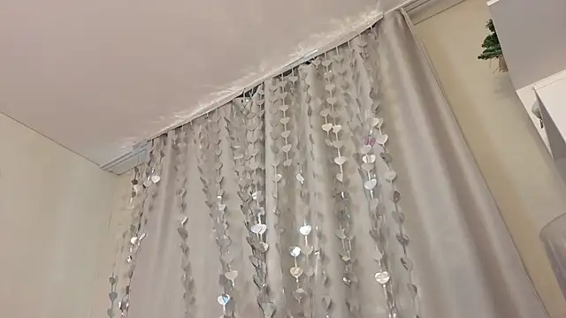 Milly_Lane webcam
