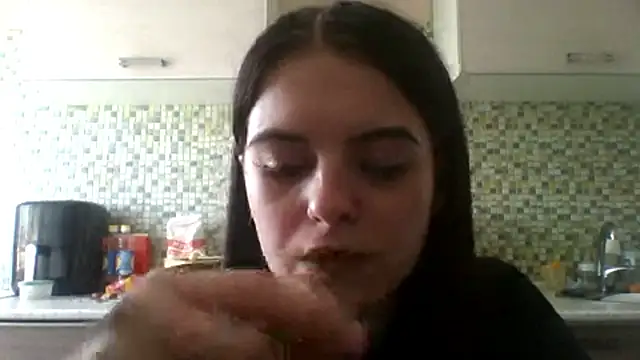 KikiAmino webcam