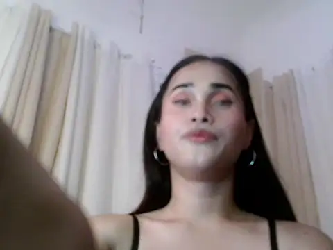 twerkitlike_twinkle webcam