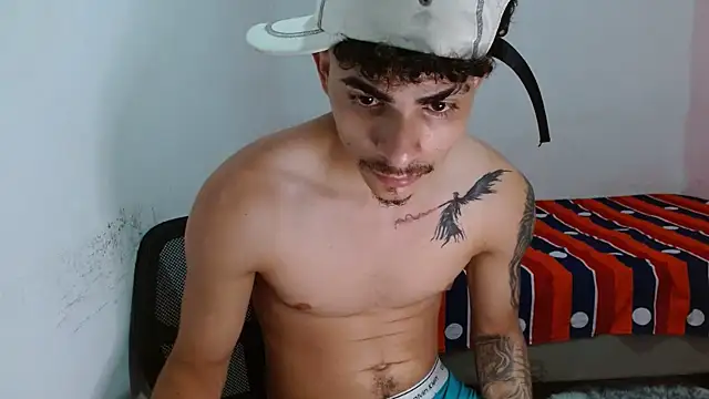 Arzu_08 webcam