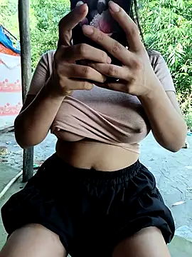 Nikky_NK webcam