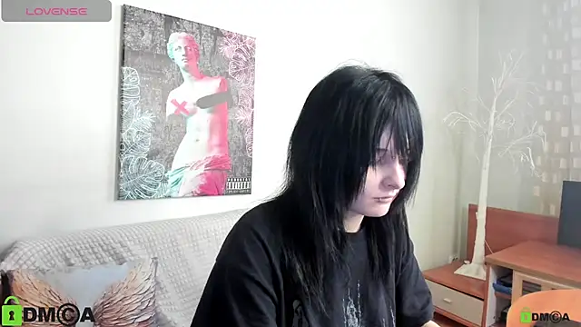 MillyMils webcam