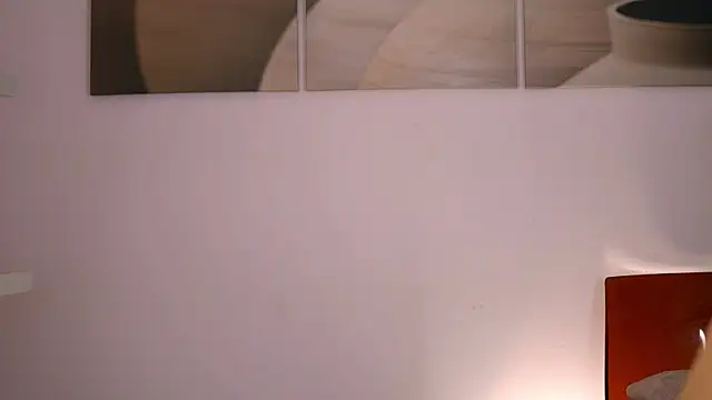 KassieNoir webcam