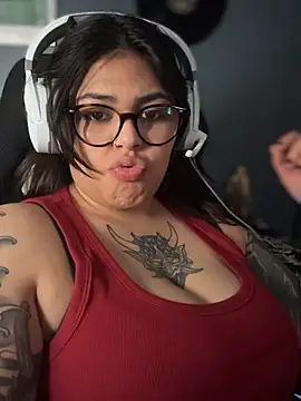 miacanela_xo webcam