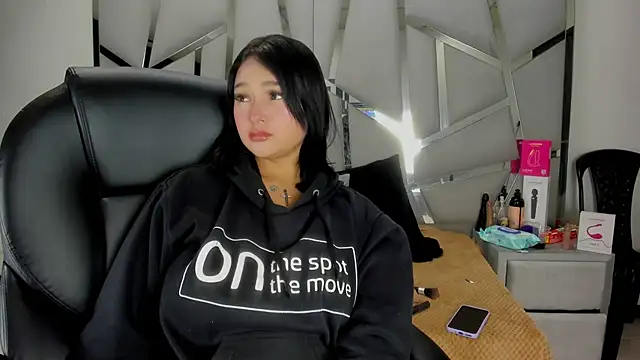 Catherinee69_x webcam