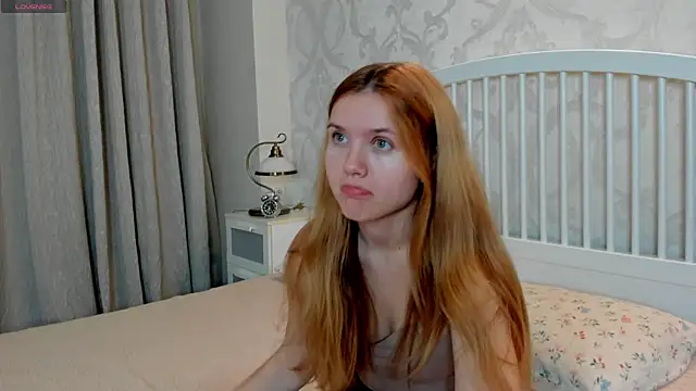 Eva__Lewis webcam