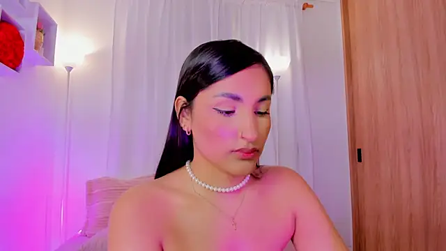 Aishapeyton_ webcam