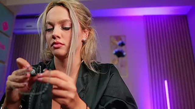 SabrinaJade webcam