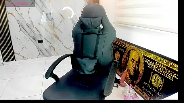 queen_findom1