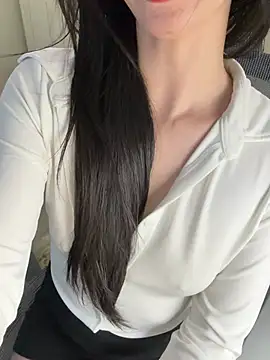 AmyamySerena webcam