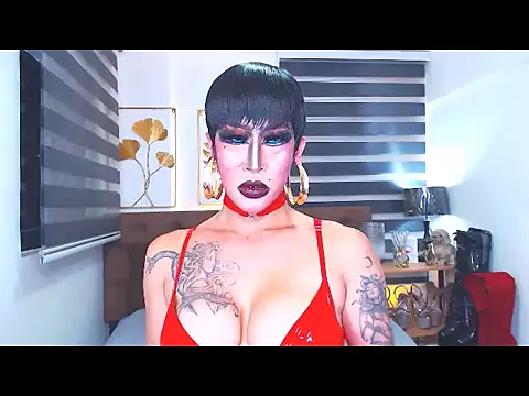 DominateMistressTania webcam