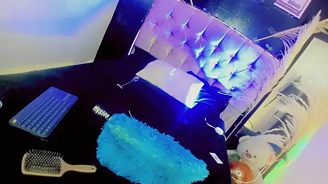 cami_valkyrie webcam