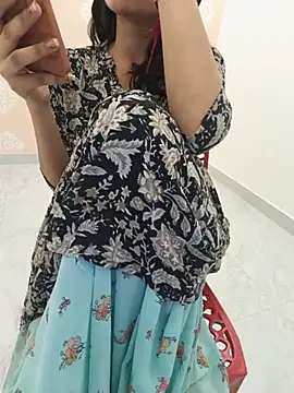 zoya_baby_ webcam