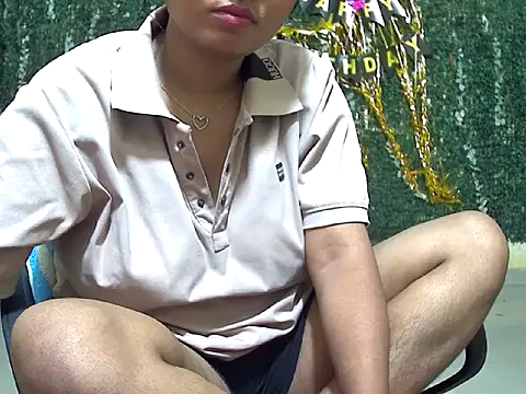 Ruhi_Hotty webcam