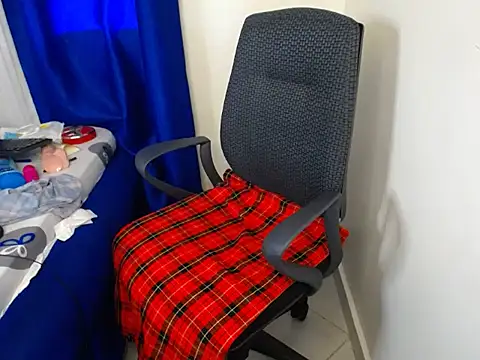 KittyKissess02 webcam