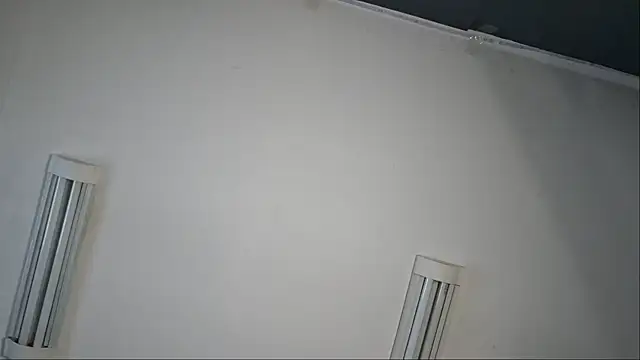 JulieannWiklund webcam