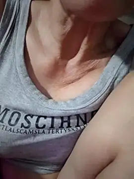 MissYourLove webcam
