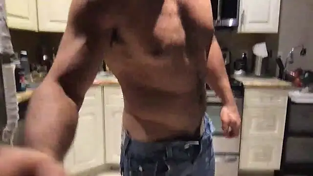 BigGuyMuscle webcam